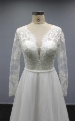 WT4340 New Long Sleeves Lace Applique Bridal Dress