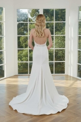 WT4362 Fitting Crepe Wedding Gown Split on Let